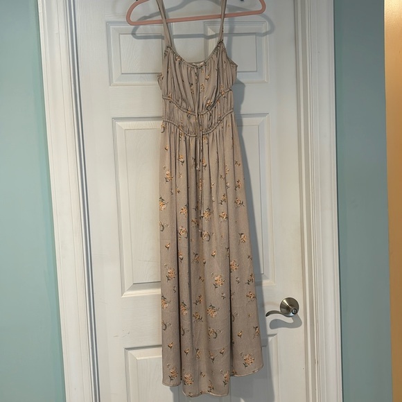 Floral Midi Dress - Picture 1 of 5